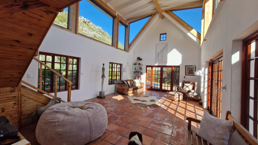 To Let 2 Bedroom Property for Rent in Noordhoek Western Cape